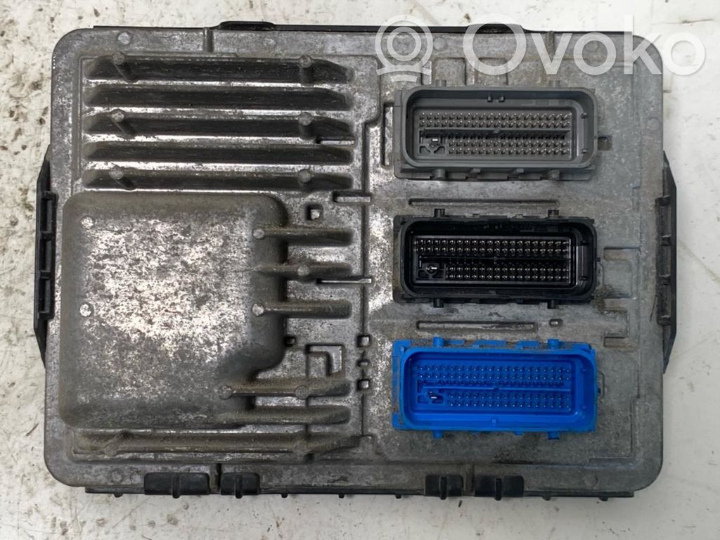 Opel Astra K Galios (ECU) modulis 