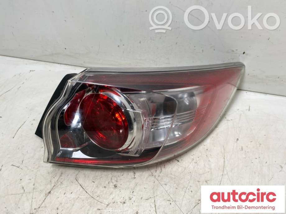 Mazda 3 II Galinis žibintas kėbule 