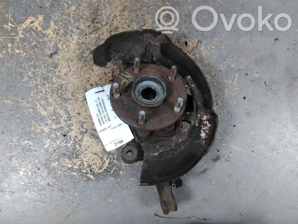 Toyota Avensis T270 Fuso a snodo con mozzo ruota anteriore 