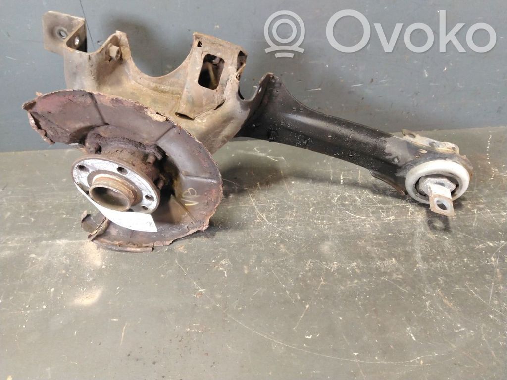 Volvo V60 Mangueta de dirección de rueda trasera 