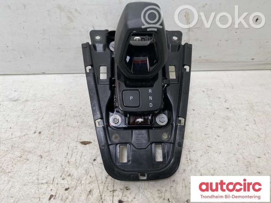Polestar 2 Gear selector 