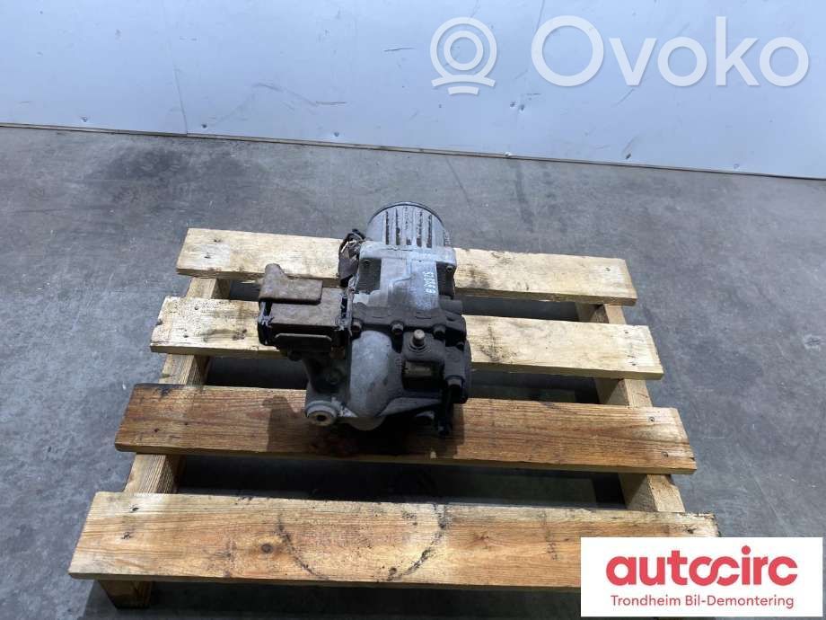 Eje trasero   3501A114,3501A114