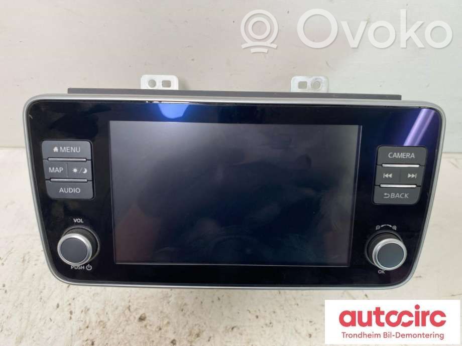 Nissan Leaf II (ZE1) Panel / Radioodtwarzacz CD/DVD/GPS 