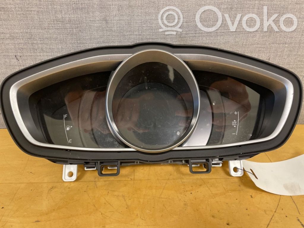 Volvo V40 Speedometer (instrument cluster) 