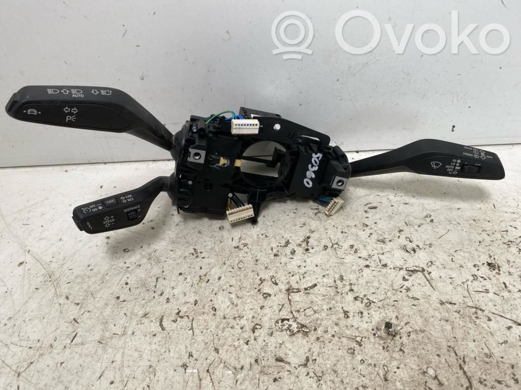 Audi Q4 e-tron Interrupteur / bouton multifonctionnel 