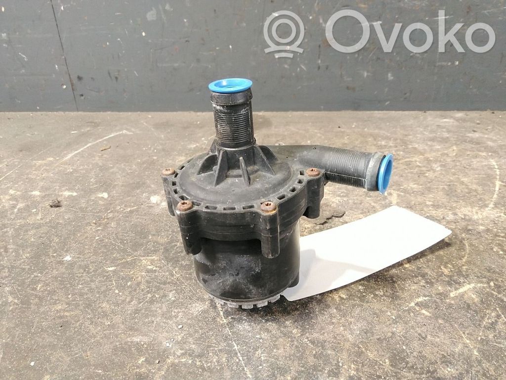 Pompe de circulation d'eau   600736700C,600736700C