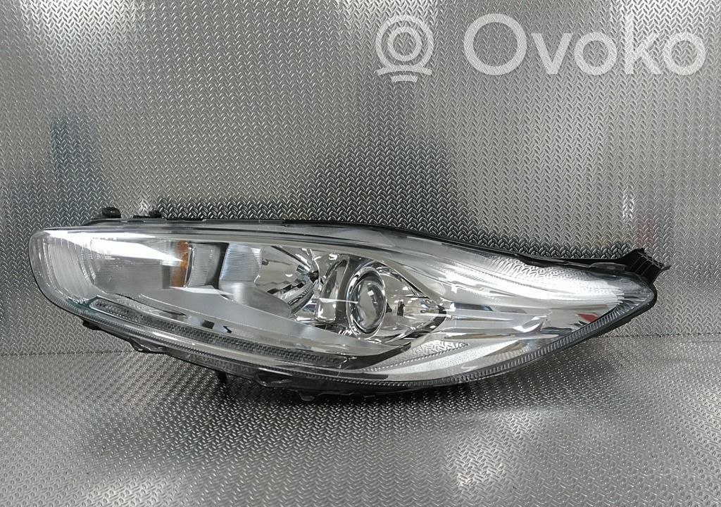Ford Fiesta Lampa przednia 