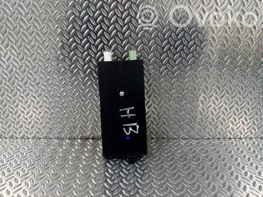 BMW i4 Antenos stiprintuvas 