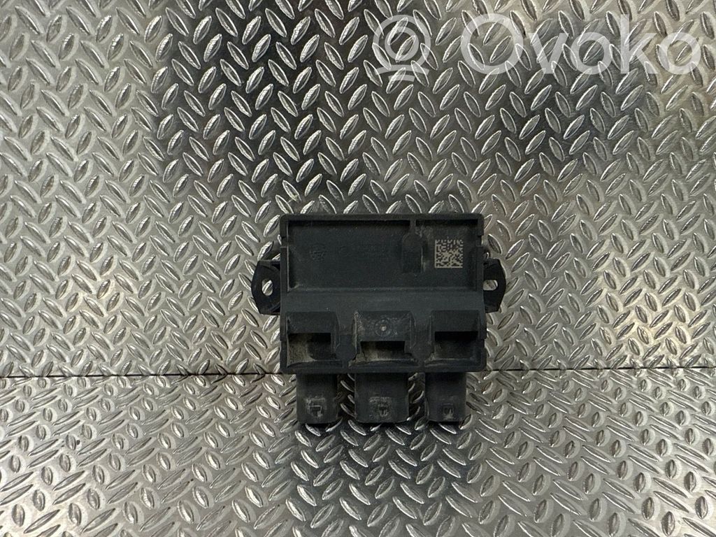 BMW i4 Other control units/modules 