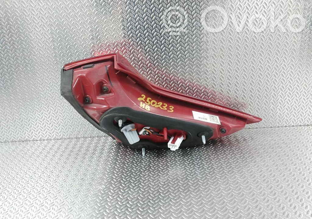 Hyundai Ioniq Luci posteriori 