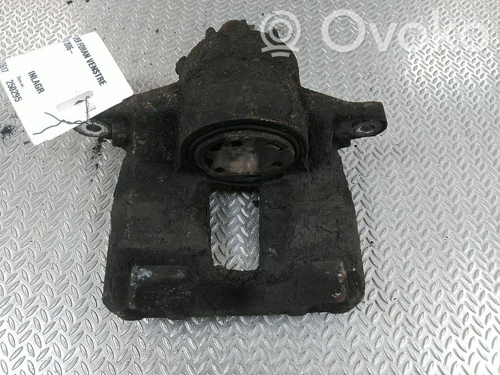 Etujarrusatula   4400R8,4400R8
