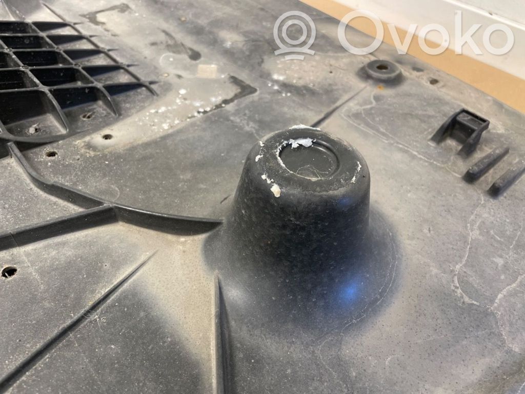 Skoda Citigo Unterfahrschutz Unterbodenschutz Motor 