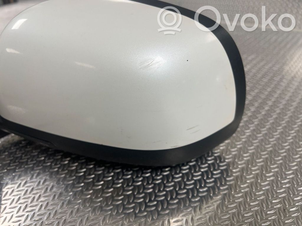 Etuoven sähköinen sivupeili   51167268261,51167268261,51167268261,51167268261