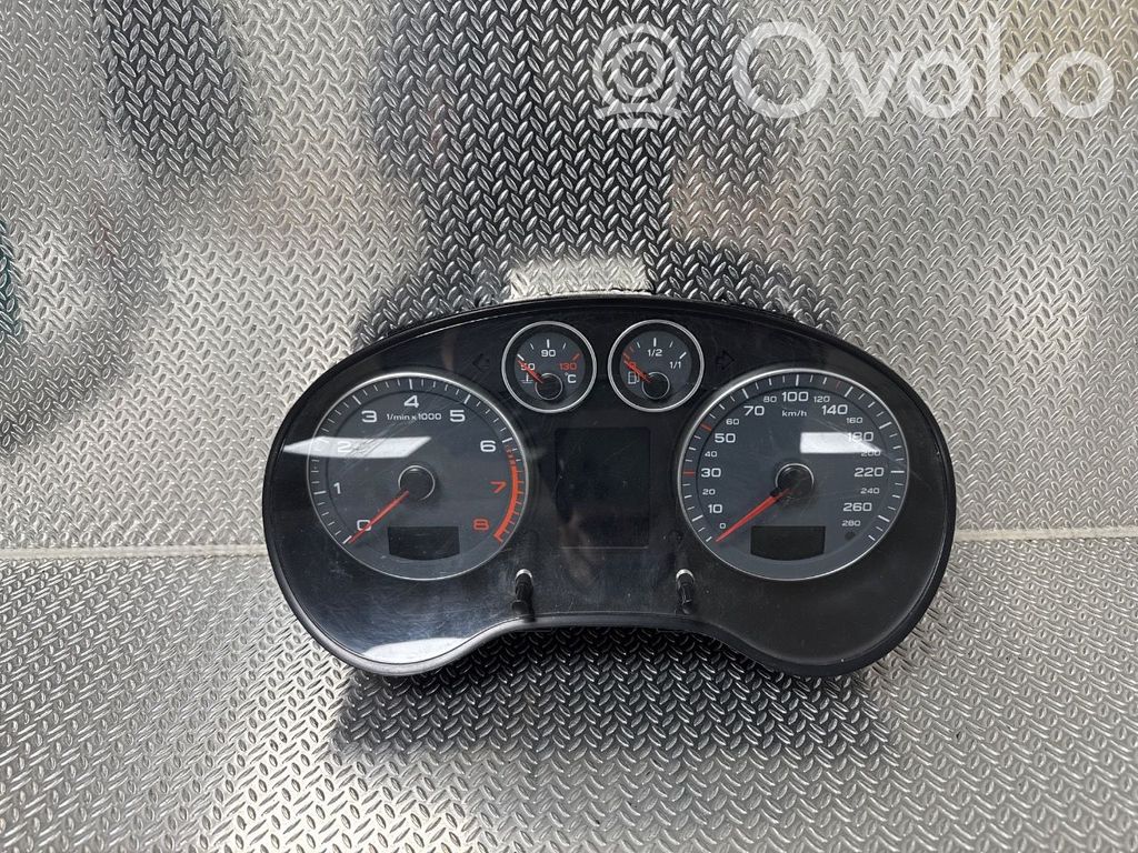 Audi A3 S3 8P Nopeusmittari (mittaristo)