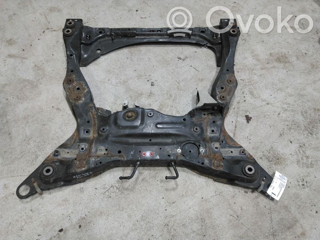 Volvo V60 Rama pomocnicza przednia 