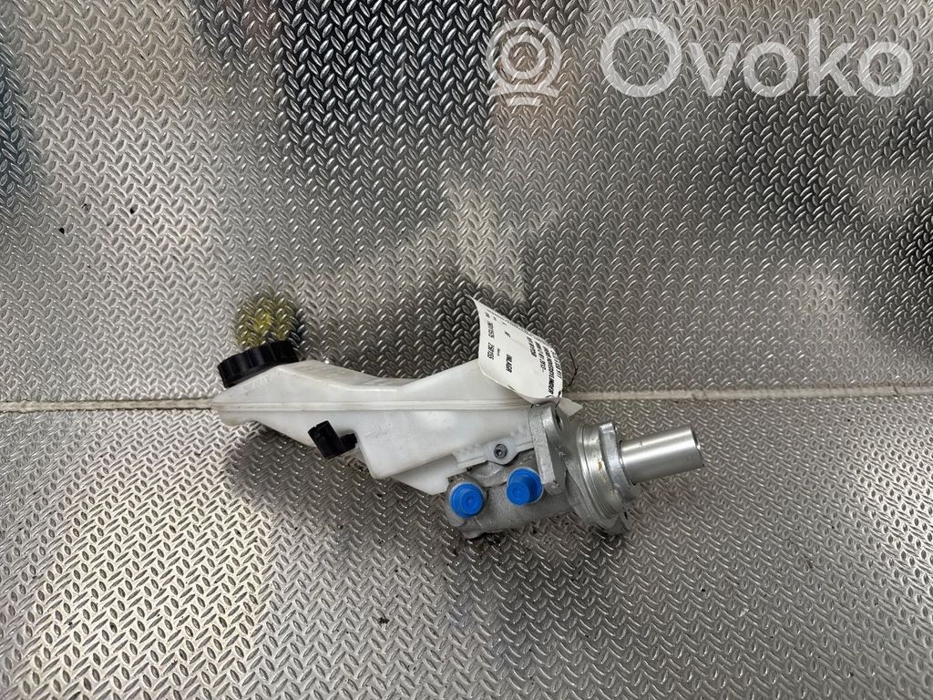 BMW i3 Główny cylinder hamulca 