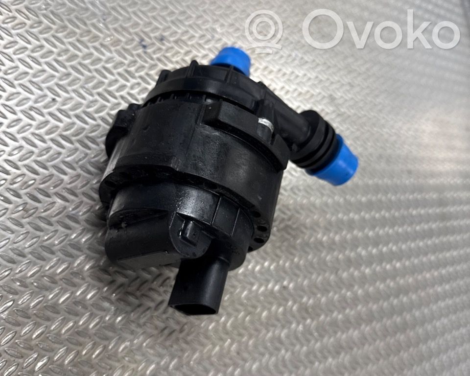BMW i4 Bomba de agua 