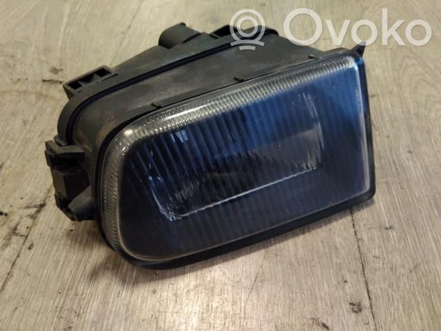 BMW 5 E39 Miglas lukturis priekšā 