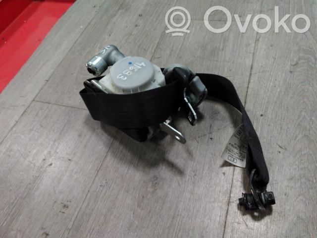 Suzuki Swift I Cinturón delantero 
