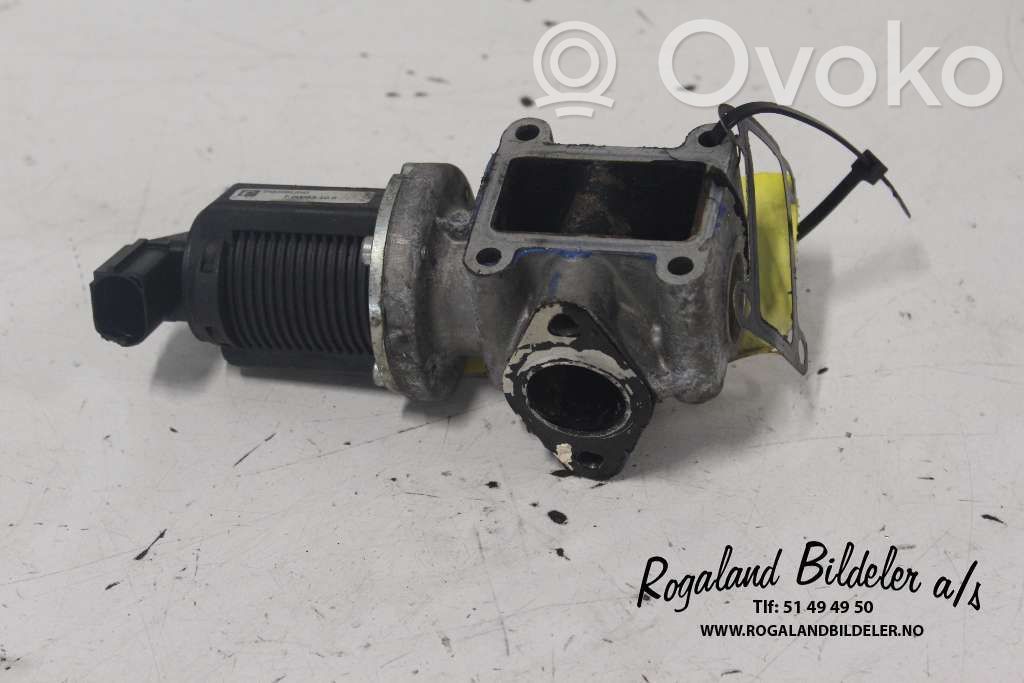 Opel Astra H Zawór EGR 