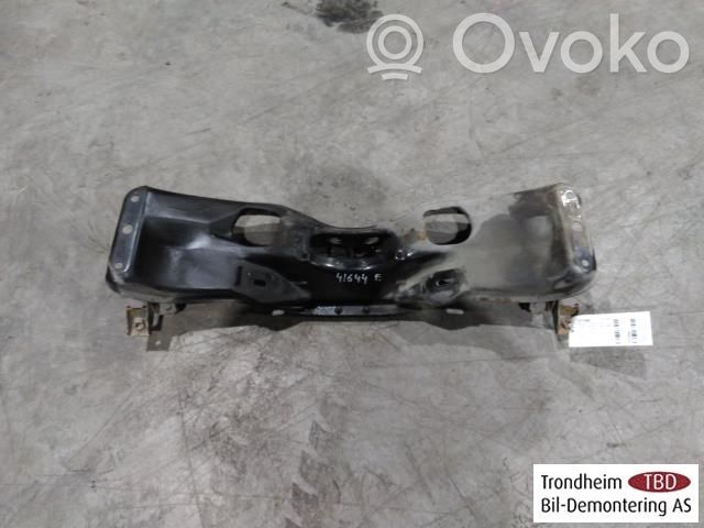 Subaru Impreza II Subcadru frontal 