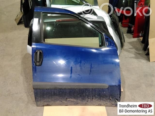 Opel Combo D Priekinės durys 