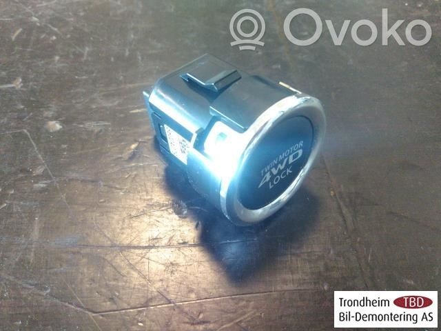 Mitsubishi Outlander Otros interruptores/perillas/selectores 