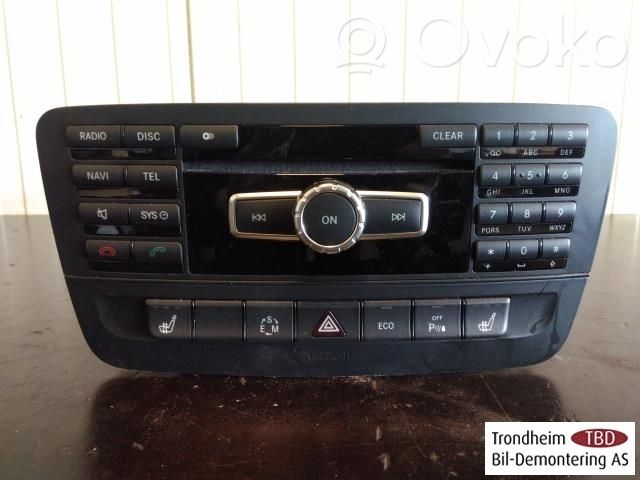 Mercedes-Benz A W176 Panel / Radioodtwarzacz CD/DVD/GPS 