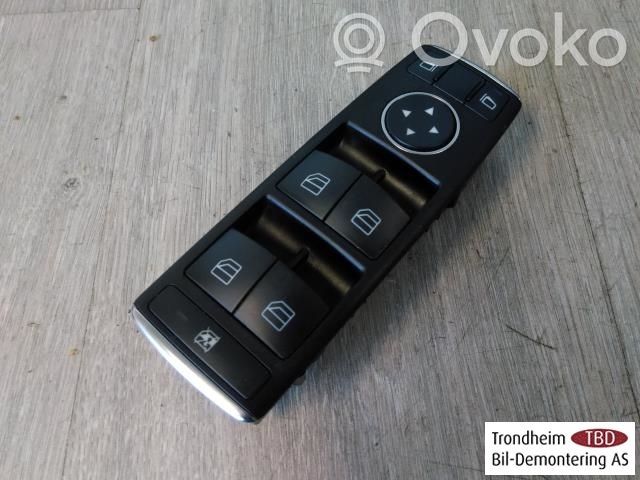 Mercedes-Benz C W204 Interrupteur commade lève-vitre