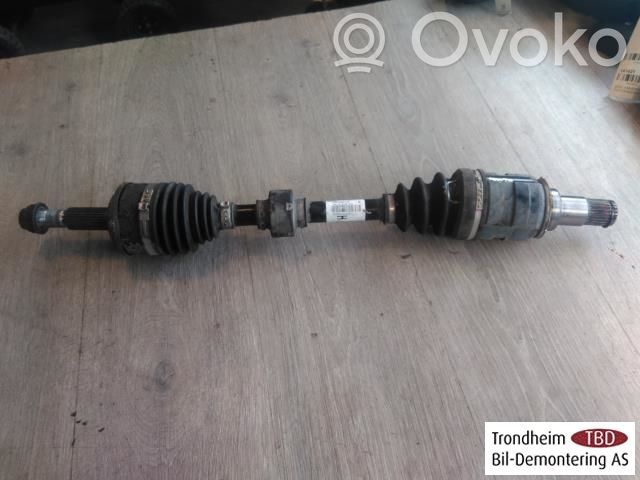 Toyota Auris E180 Eje de transmisión delantero 