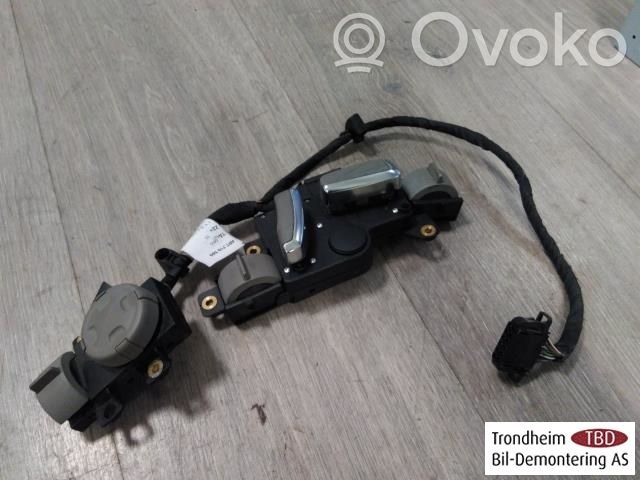 Audi A8 S8 D3 4E Front door window switch trim 