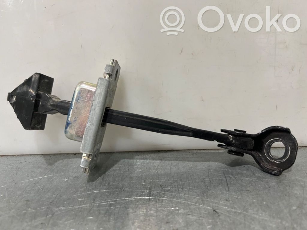 Mazda 2 Etuoven pidätin 