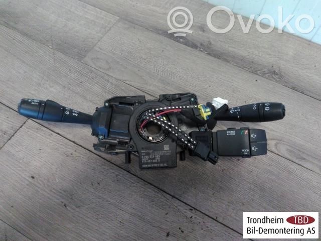 Renault Captur Interruptor de control multifunción 