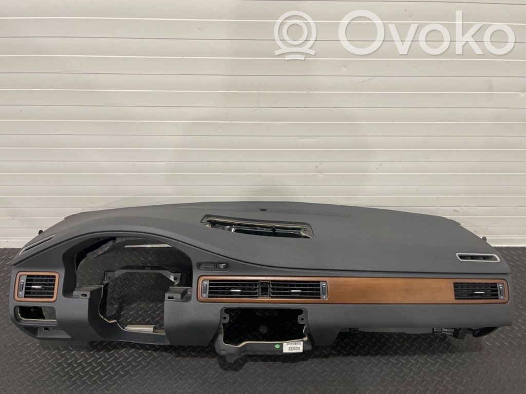 Volvo XC70 Panelė 
