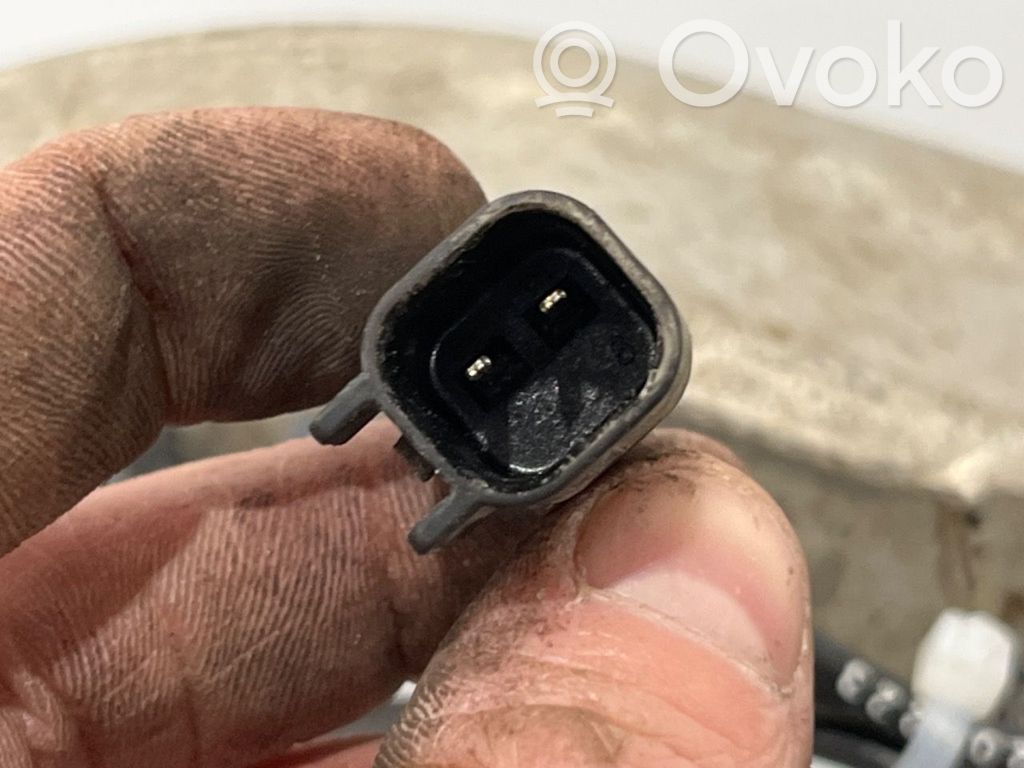 Tesla Model 3 Fuso a snodo con mozzo ruota anteriore