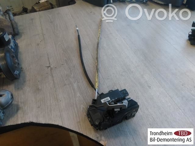 Audi A6 S6 C5 4B Încuietoare ușă spate 