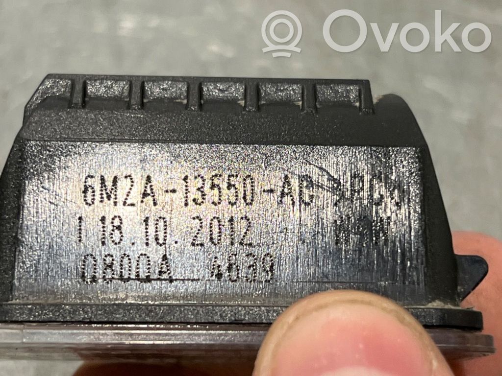 Ford Fiesta Lampa oświetlenia tylnej tablicy rejestracyjnej 