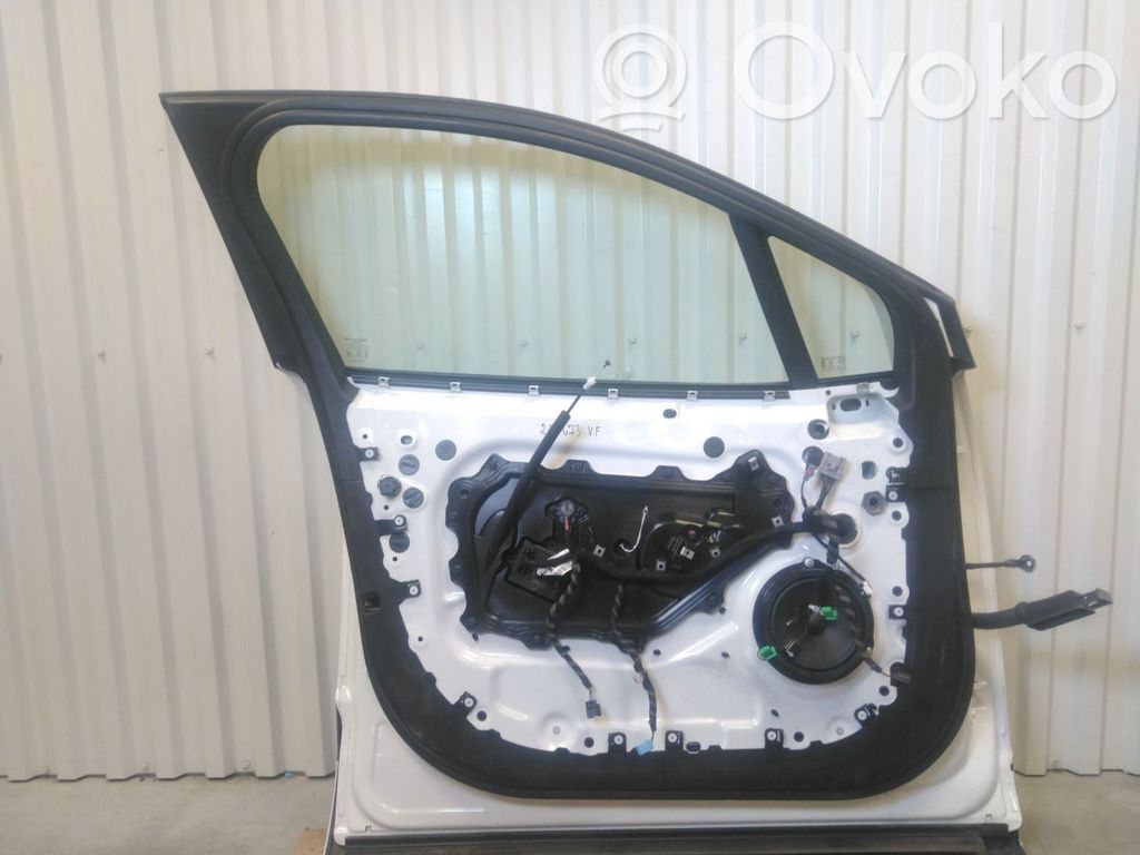 Puerta delantera   T4K1542,T4K1542