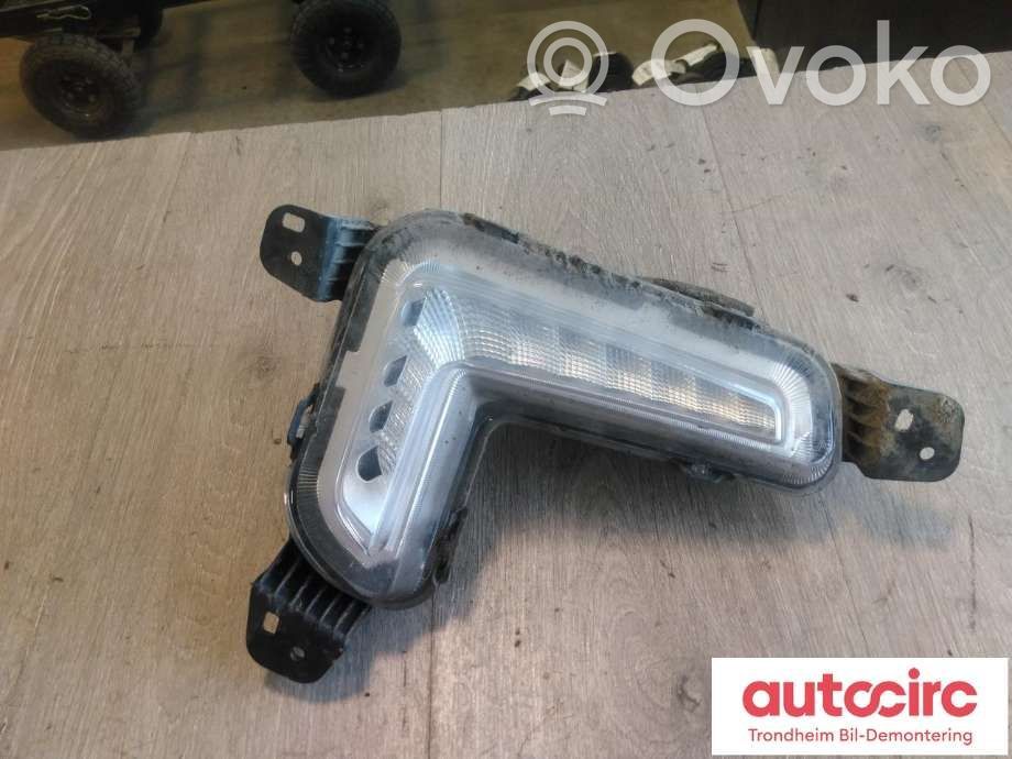 Maxus e-Deliver 3 LED dienas gaisma 