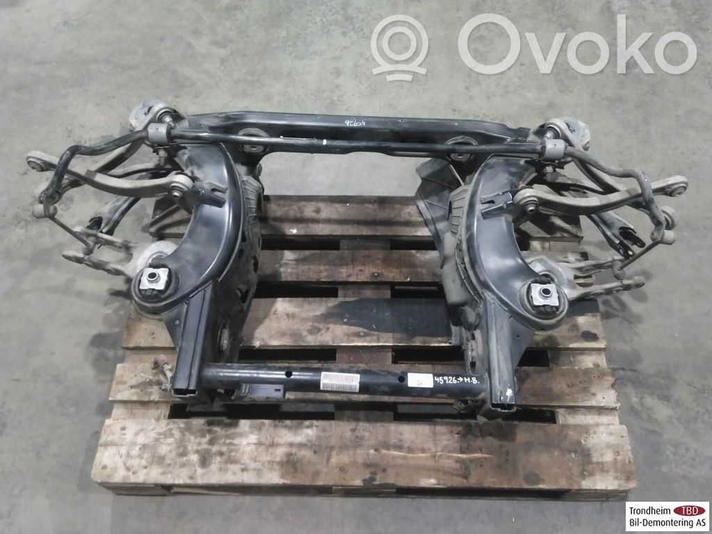 Mercedes-Benz EQC Sottotelaio posteriore
