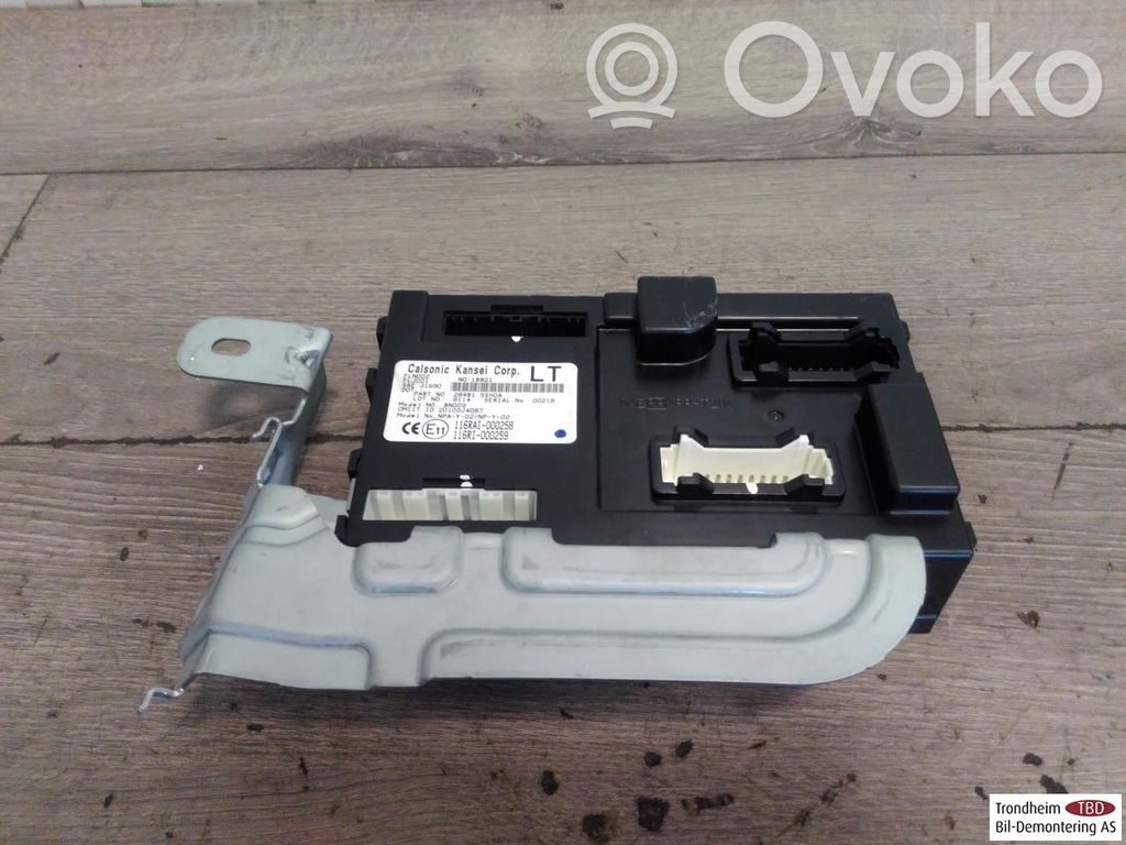 Nissan Leaf II (ZE1) Modul de control caroserie central 
