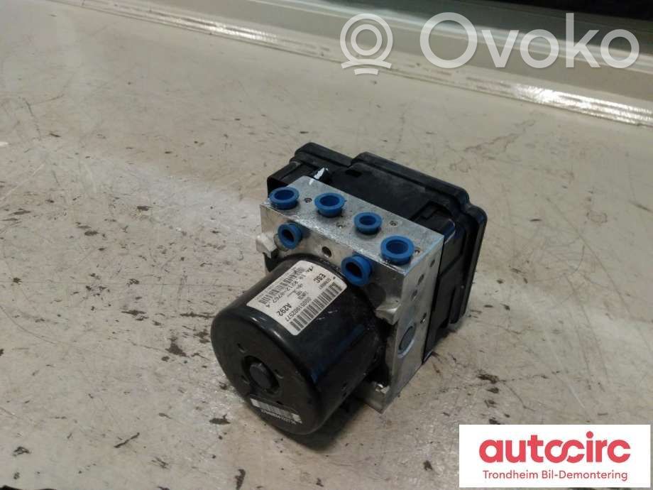 Opel Combo D ABS bloks 