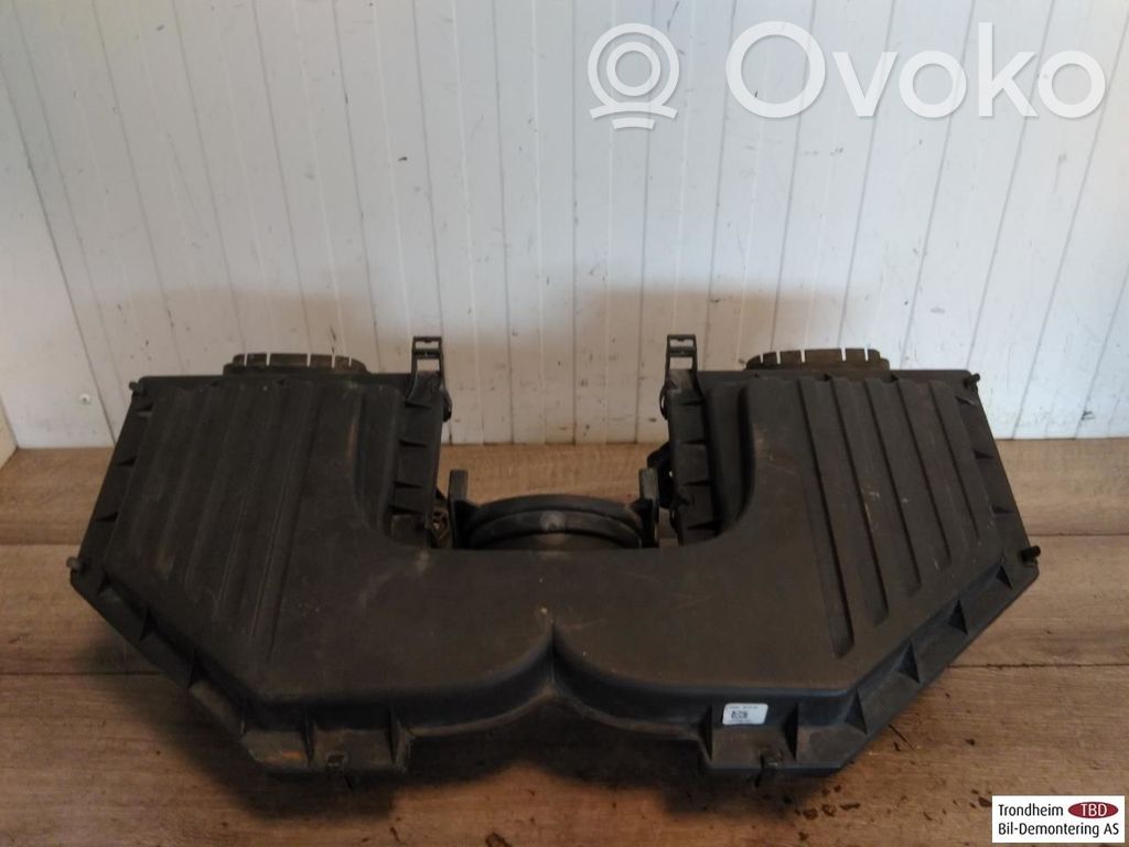 BMW X5 E70 Luftfilterkasten 