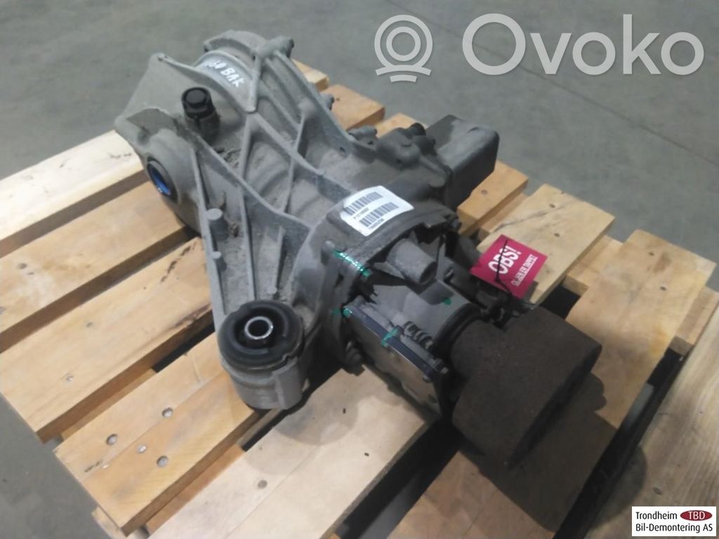 Volvo XC40 Rear axle beam 