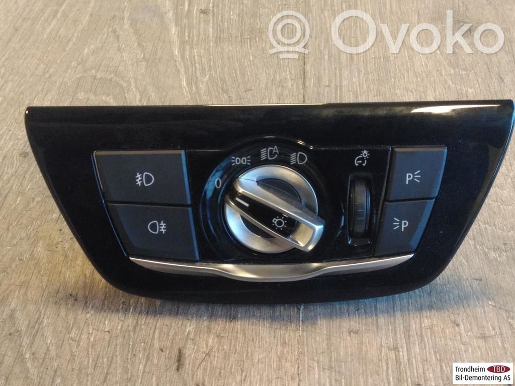 BMW 5 G30 G31 G38 Przełącznik świateł 