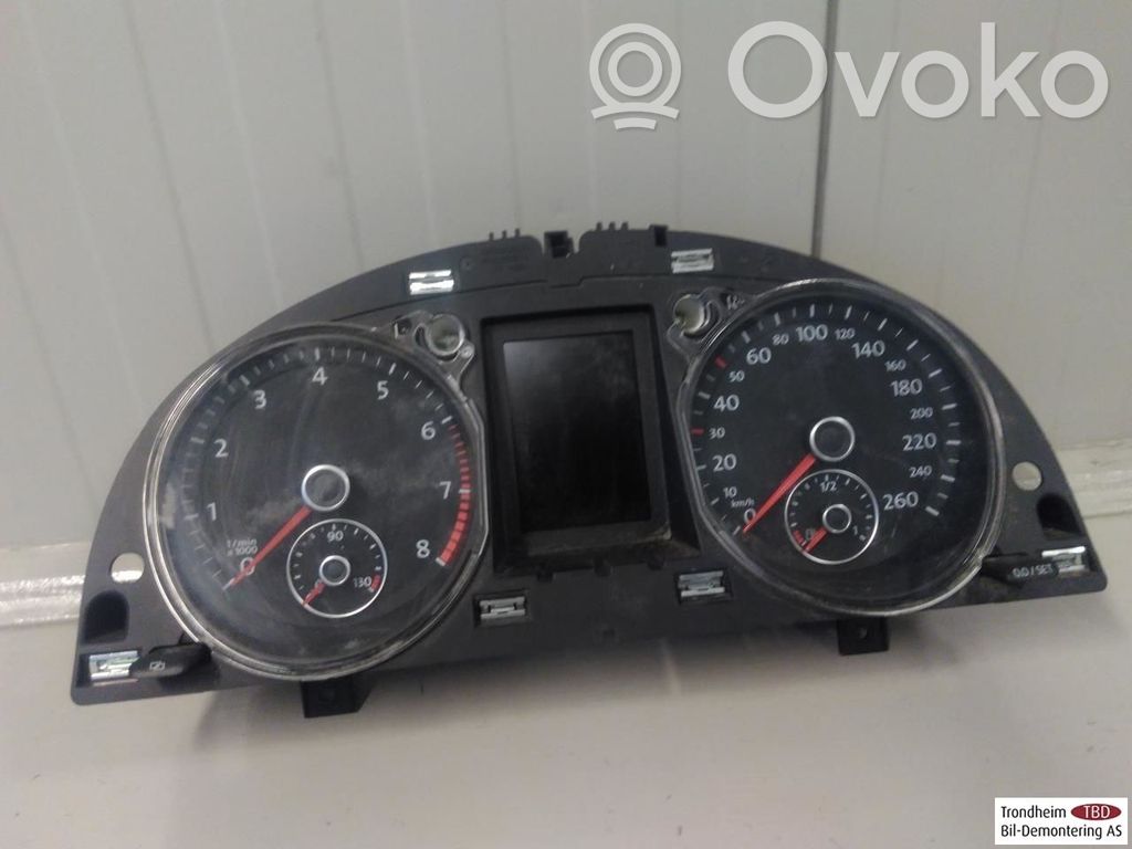Volkswagen PASSAT B7 Vitezometru (grup de instrumente) 