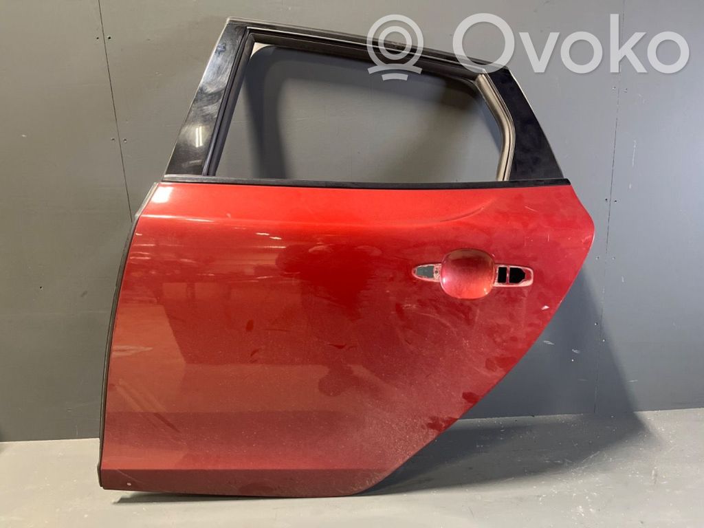 Volvo V40 Galinės durys 