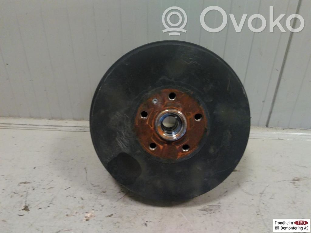 Volkswagen ID.5 Fuso a snodo con mozzo ruota posteriore