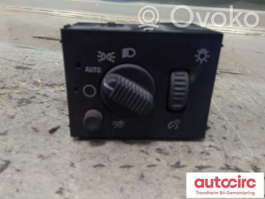 Chevrolet Suburban Interruptor de luz 