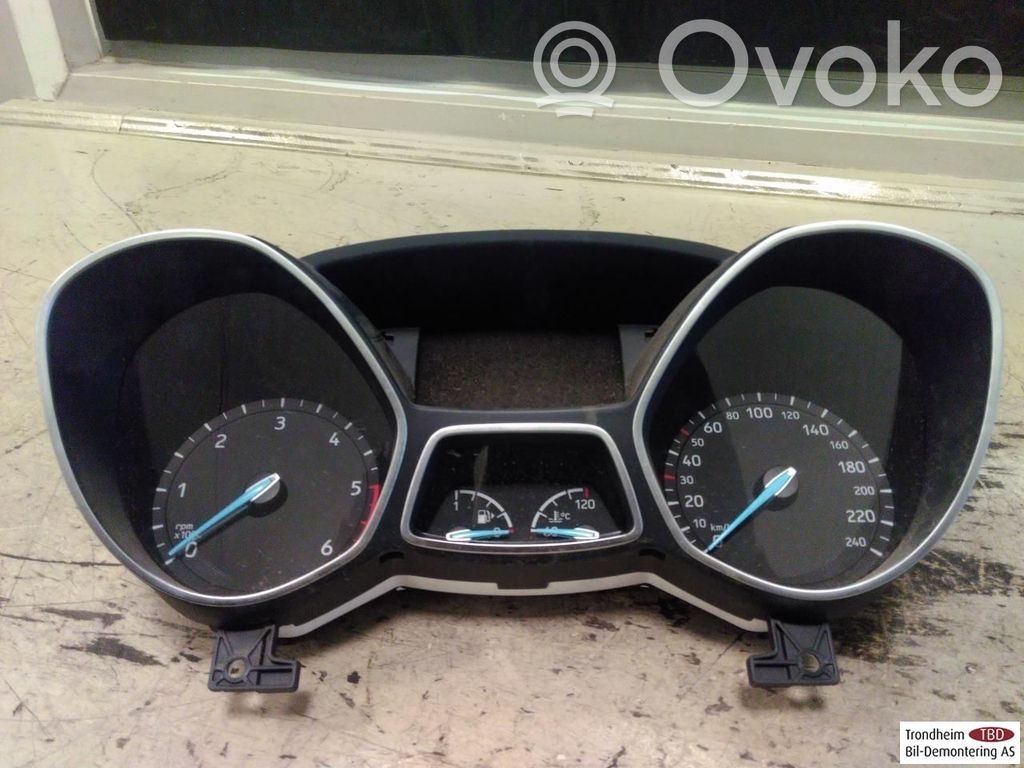 Ford Kuga II Geschwindigkeitsmesser Cockpit 